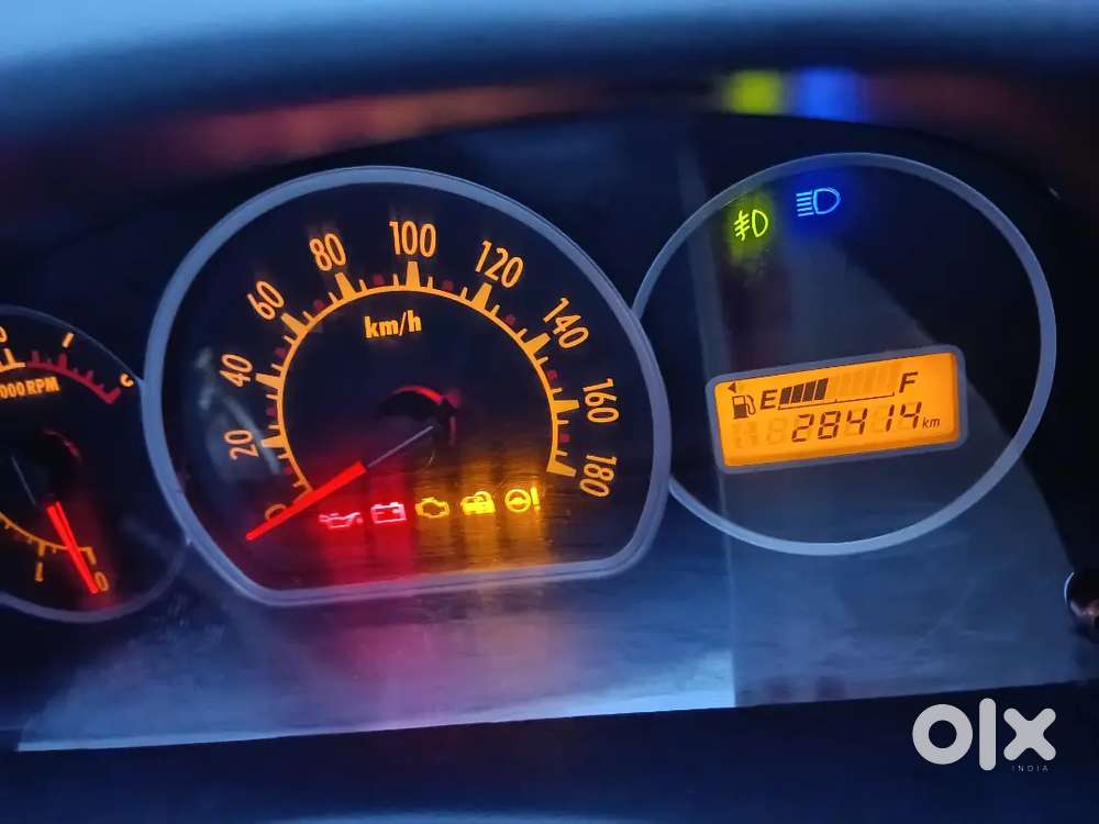 Maruti Suzuki Alto 2014 Vxi Petrol Manual