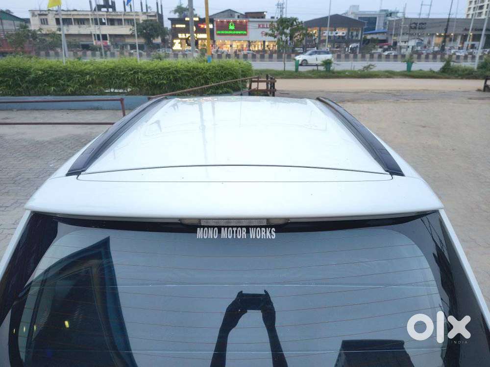 Maruti Suzuki Brezza 1.5 Zxi Smart Hybrid, 2020, Petrol