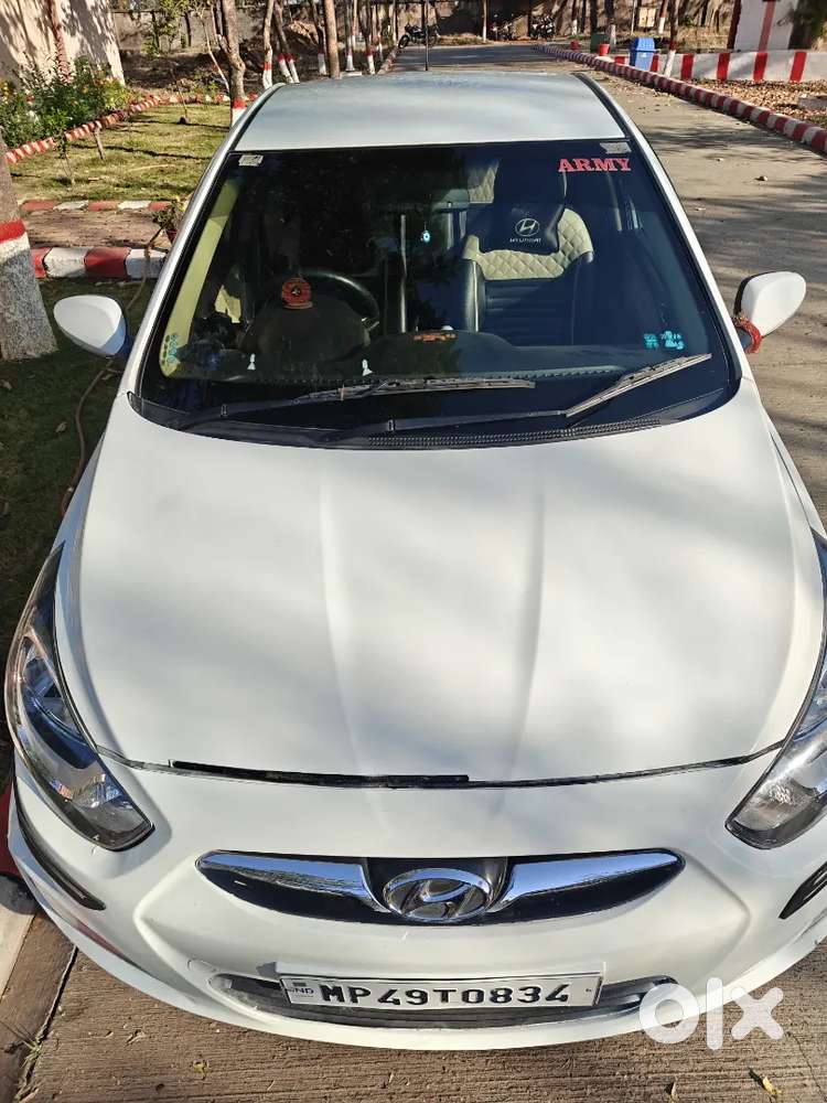 Hyundai Fluidic Verna 2014