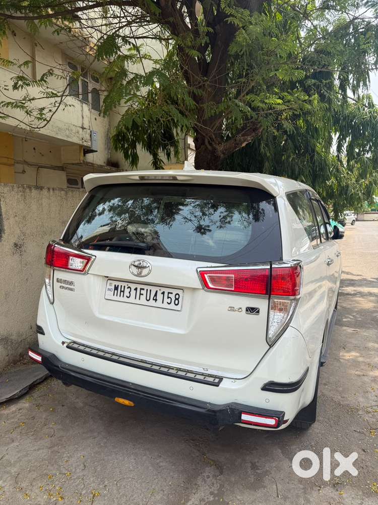 Toyota Innova Crysta Diesel 2022