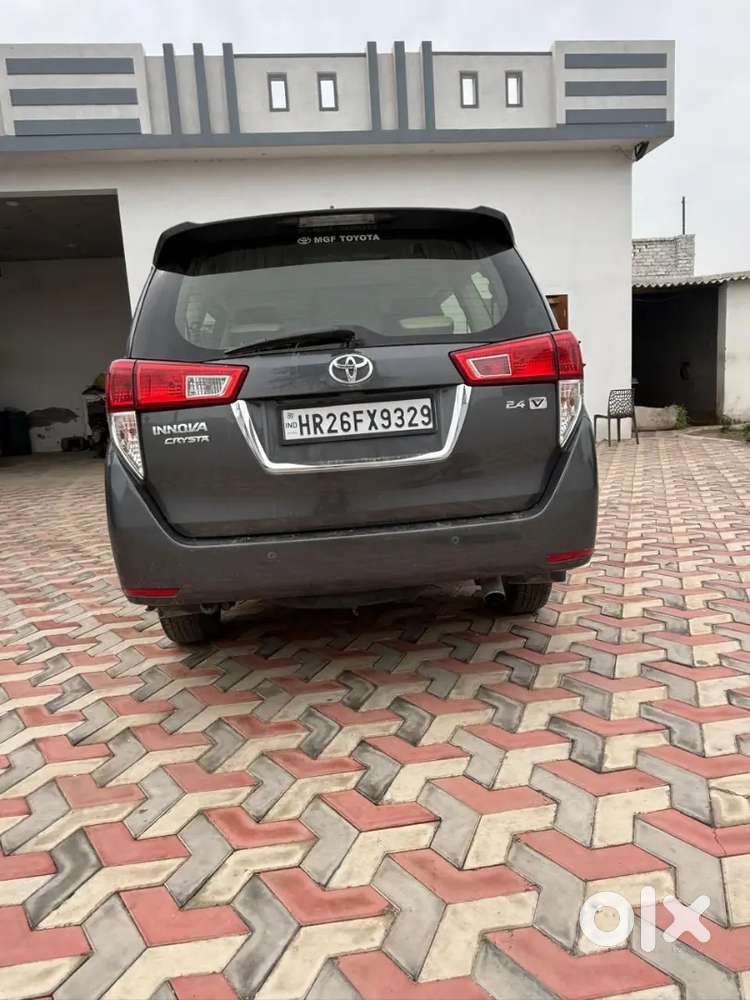 Innova Crysta 2019 Model.