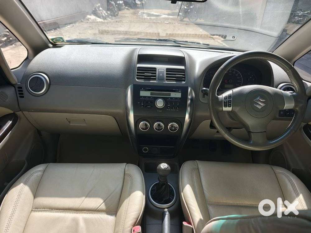 Maruti Suzuki Sx4 Zxi Mt Bsiv, 2010, Petrol
