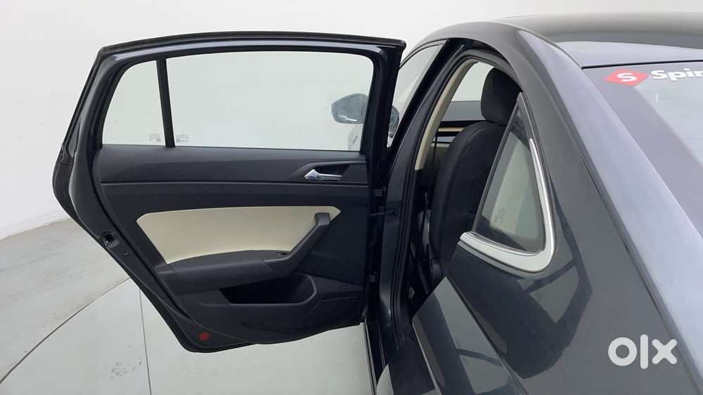 Skoda Slavia Style 1.5l Tsi Dsg, 2022, Petrol
