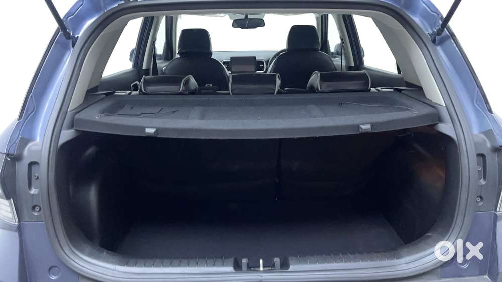 Hyundai Venue 1.0 Sx (o) Turbo Dct, 2023, Petrol