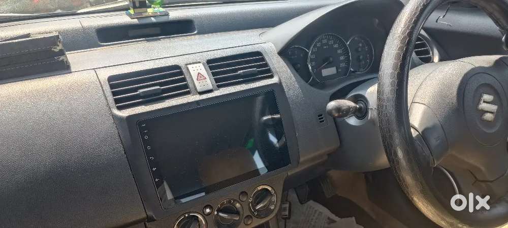 Maruti Suzuki Swift 2012
