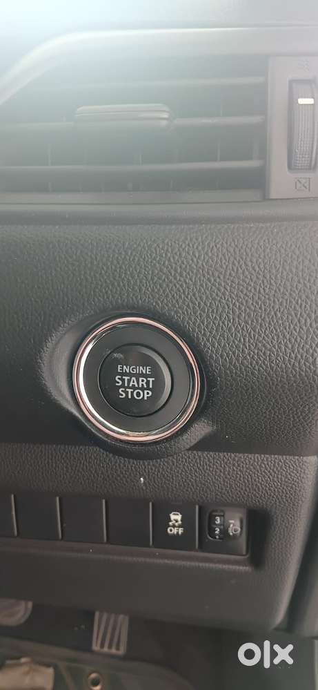 Maruti Suzuki Swift Amt Zxi Plus, 2022, Petrol