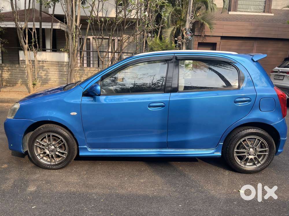 Toyota Etios Liva, 2012, Petrol