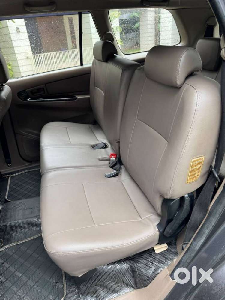 Toyota Innova 2.5 Gx (diesel) 8 Seater, 2015, Diesel