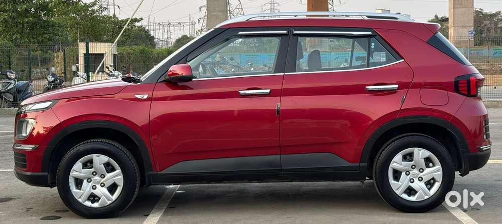 Hyundai Venue S, 2022, Petrol