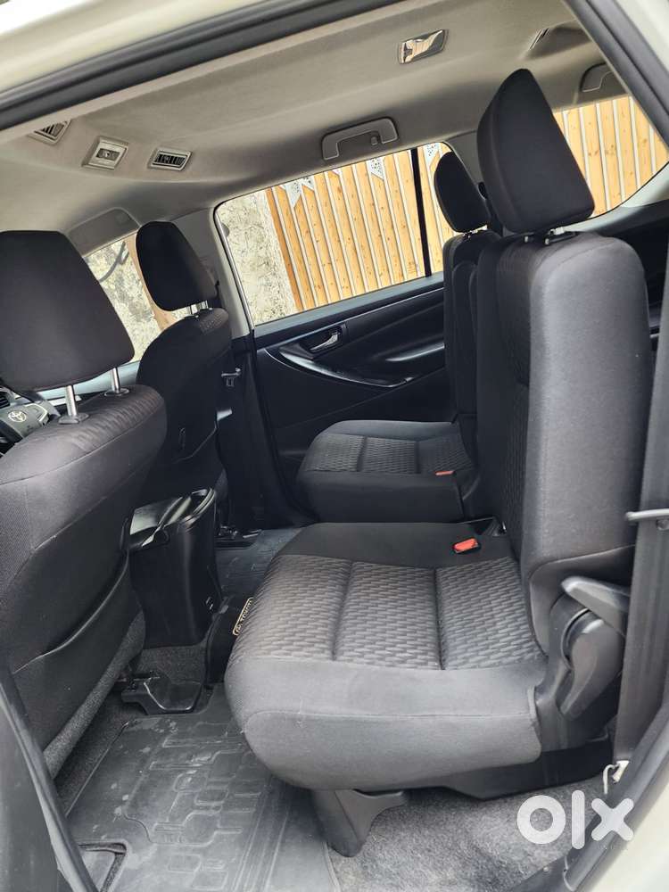 Toyota Innova Crysta 2.4 G Mt 7 Str, 2021, Diesel