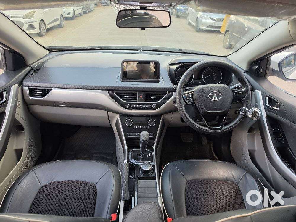 Tata Nexon 1.2 Revotron Xza Plus, 2018, Cng & Hybrids