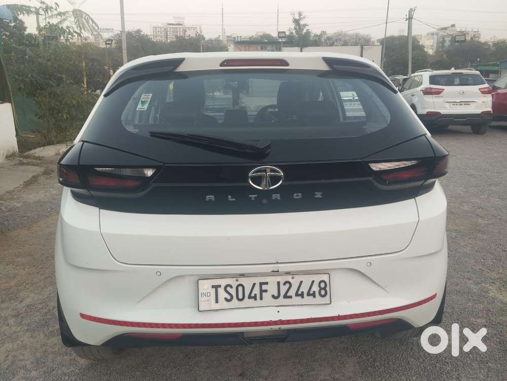 Tata Altroz Xz, 2022, Petrol