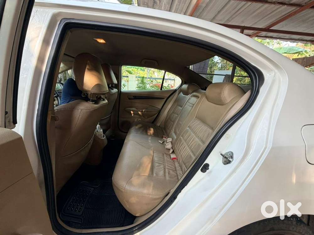 Honda City 2010 Petrol Well Maintained.