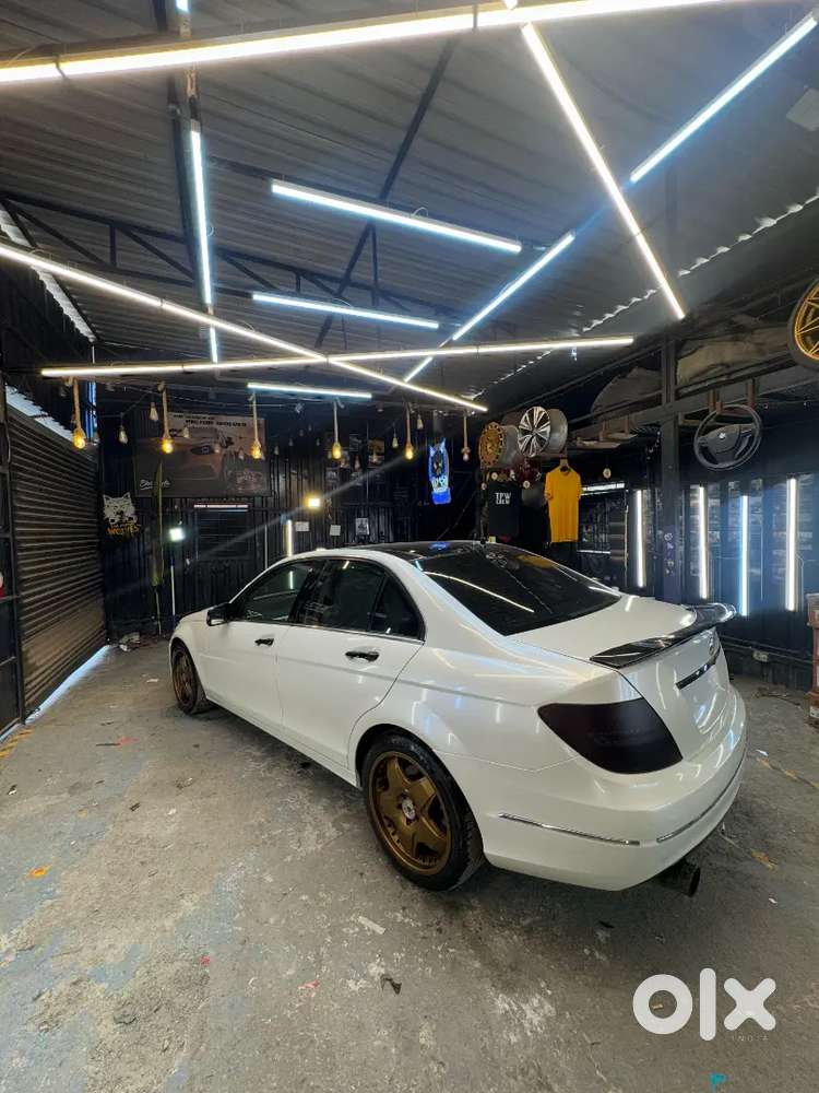 Mercedes-benz C-class 2014 Petrol Well Maintained