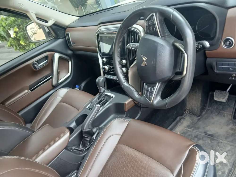 Mahindra Scorpio N 2022 White Top Z8l At D In Mint Condition With Sr