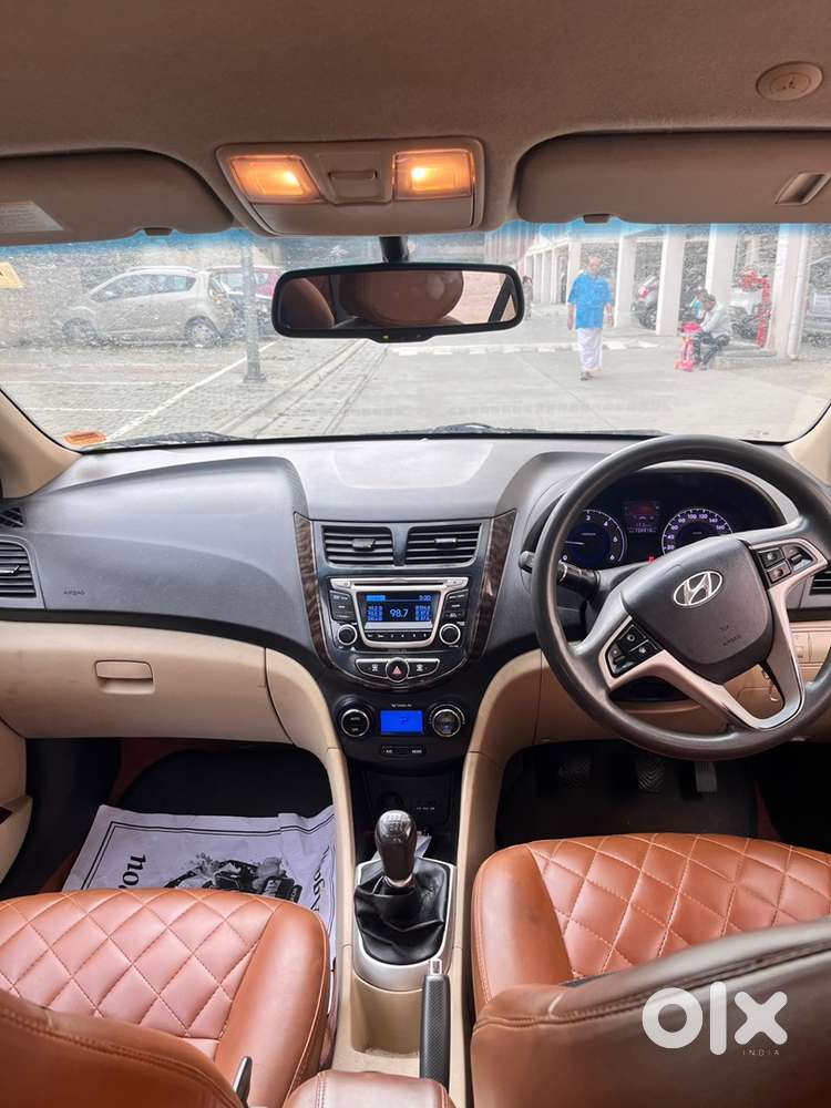 Hyundai Fluidic Verna 2012