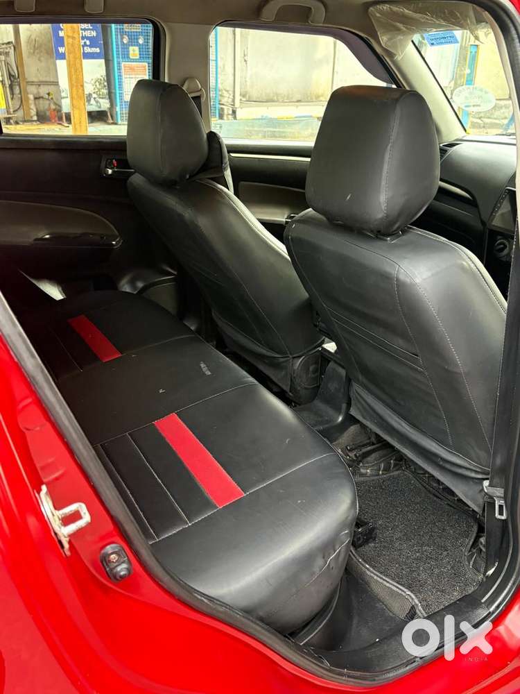 Maruti Suzuki Swift Petrol 2012