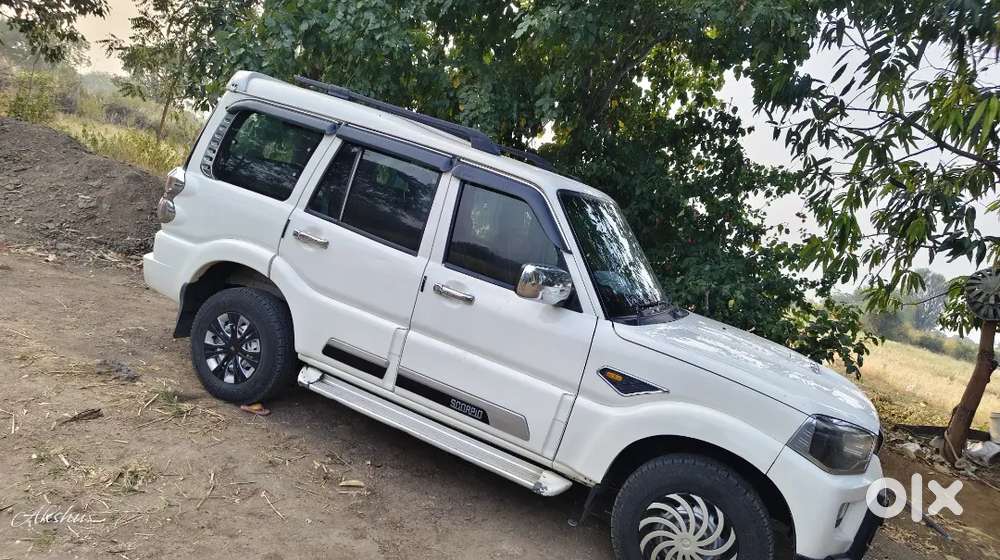 Mahindra Scorpio 2.5 S2 2017
