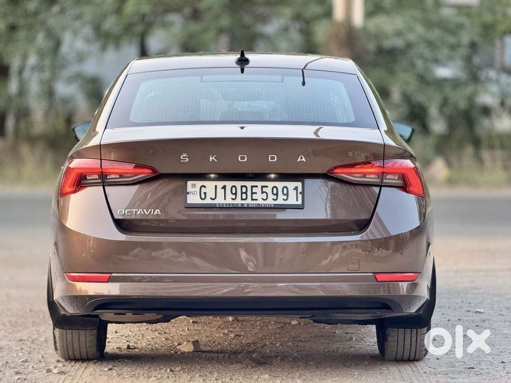 Skoda Octavia 2.0 L K Tsi At, 2022, Petrol