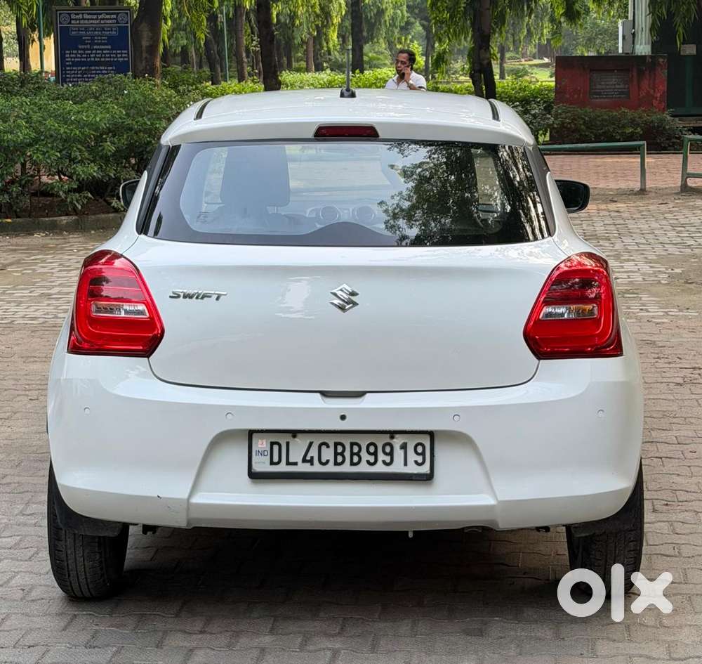 Maruti Suzuki Swift Vxi, 2022, Petrol