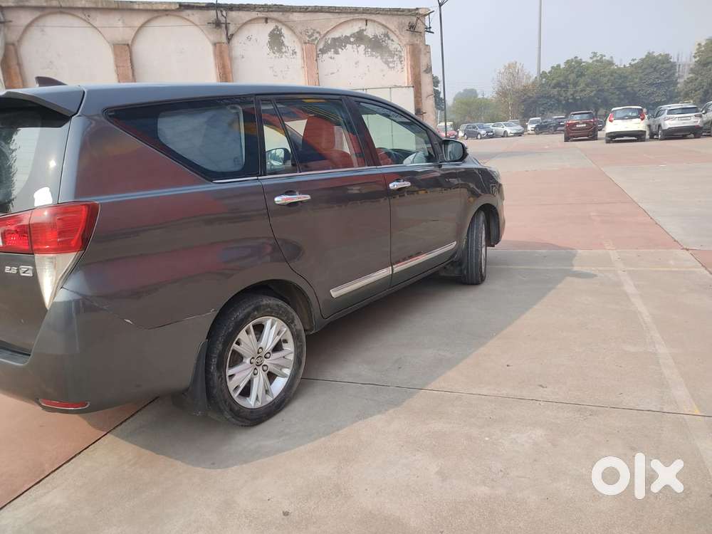 Toyota Innova Crysta 2.8z Automatic, 2018, Diesel