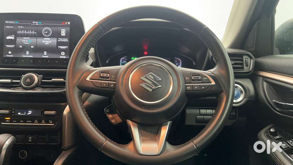 Maruti Suzuki Grand Vitara 1.5 Alpha Plus Intelligent Hybrid Ecvt, 2..
