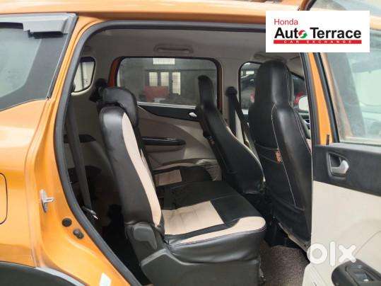 Renault Triber Rxz, 2022, Petrol