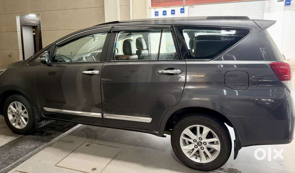 Toyota Innova Crysta 2.4 G Mt, 2019, Diesel