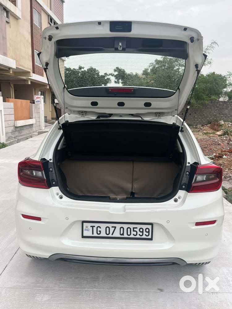 Toyota Glanza 1.2 G Amt, 2024, Petrol