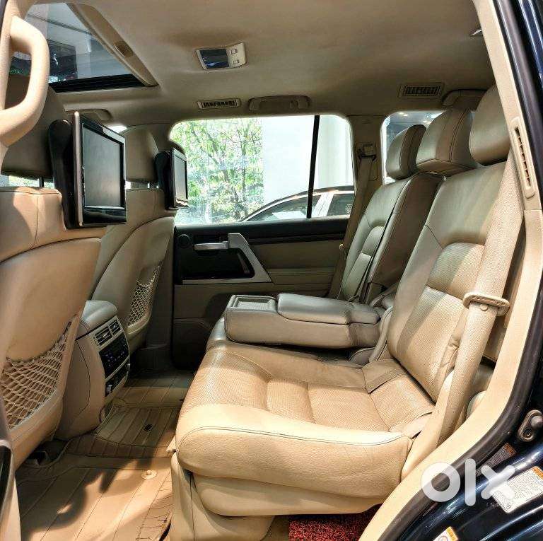 Toyota Land Cruiser [2015-2020] 4.5 Vx Lc 200, 2019, Diesel