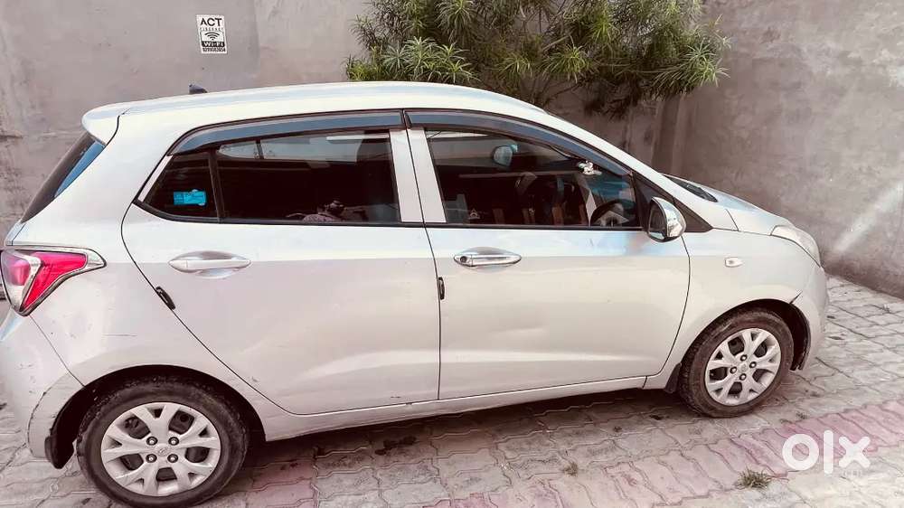 Hyundai I10 2014 Petrol 750000 Km Driven