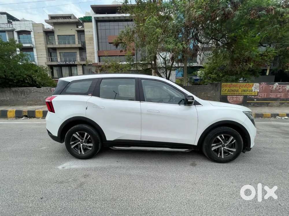 Mahindra Xuv700 Petrol 2023 Automatic