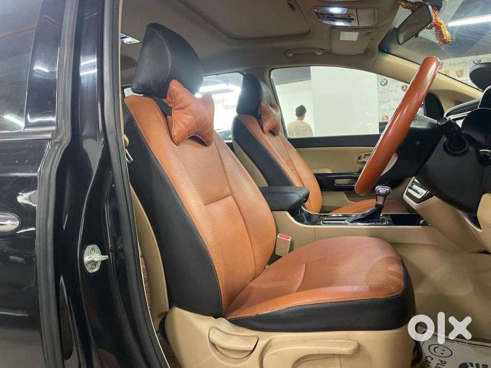 Kia Carnival Prestige, 2021, Diesel