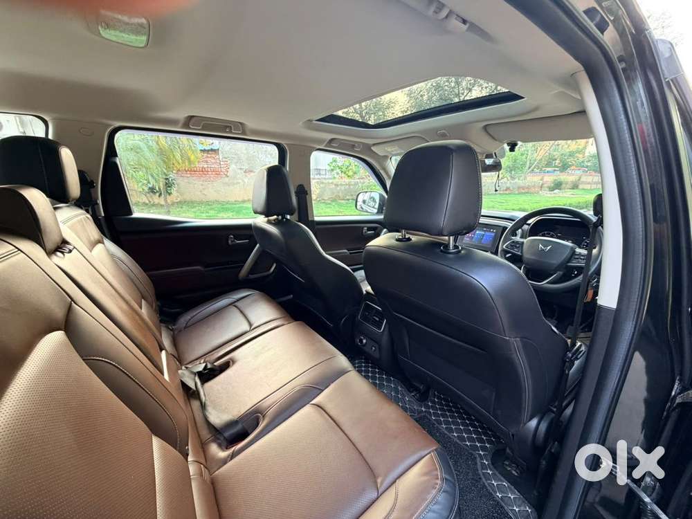 Mahindra Scorpio N Z8 Petrol Mt 7 Str, 2025, Petrol