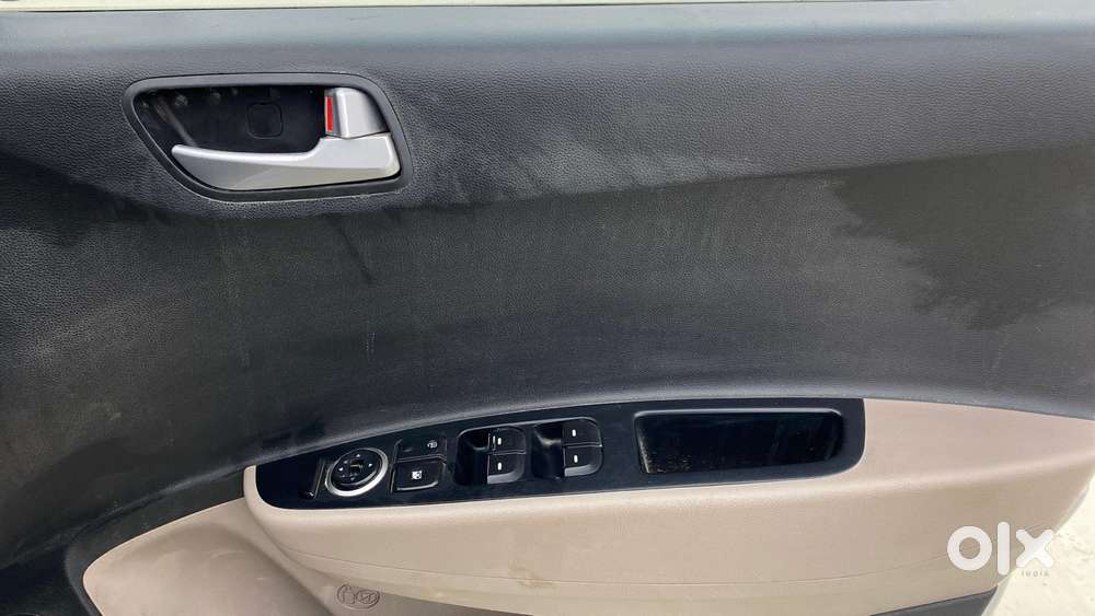 Hyundai Grand I10 [2017-2020] 1.2 Kappa Vtvt Sportz At, 2018, Petrol