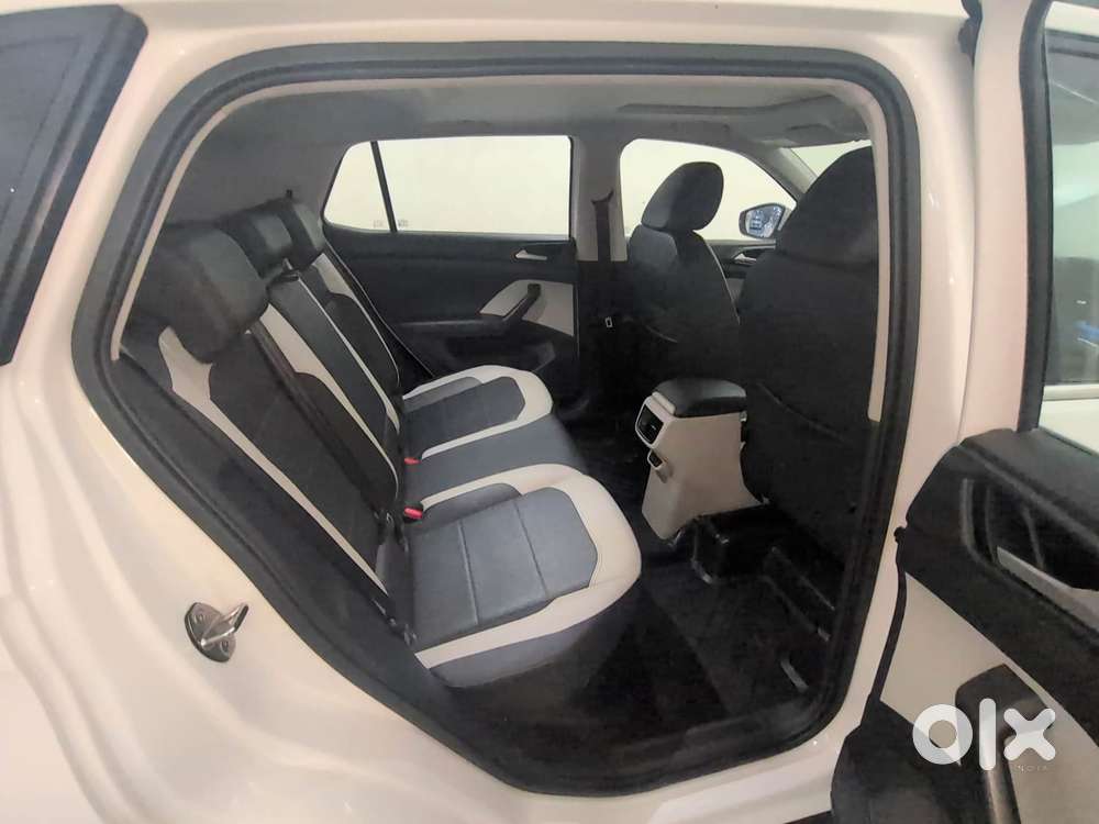 Volkswagen Taigun Topline 1.0 Tsi At (electric Seats), 2023, Petrol