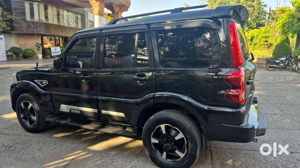 Mahindra Scorpio S11 Mt 7s, 2023, Diesel