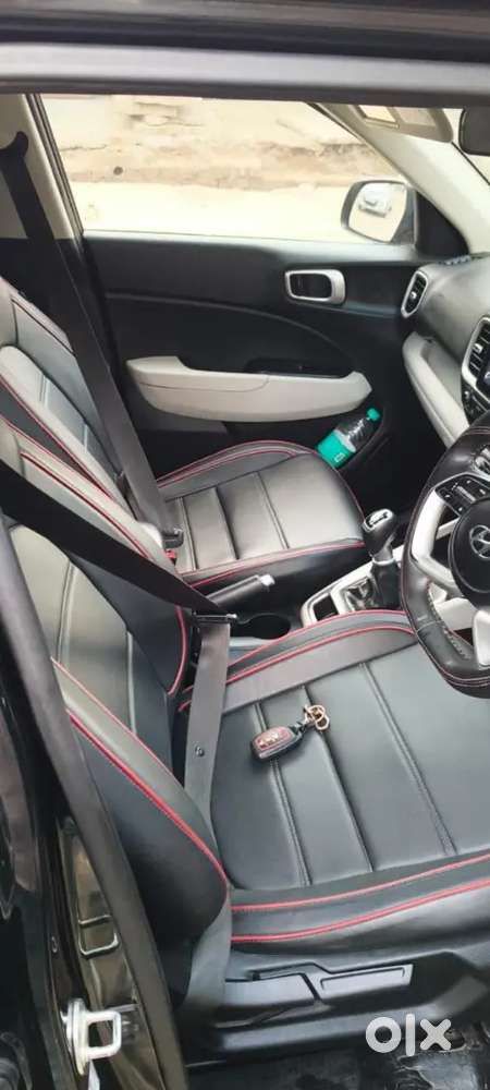 Hyundai Venue 1.5 Crdi 2025, Sunroof Push Button Top Model