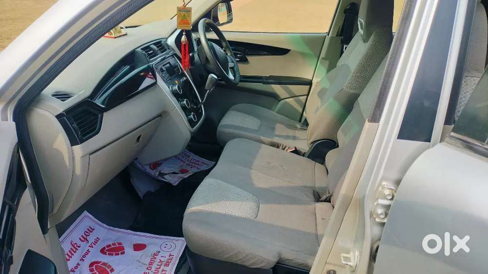 Mahindra Kuv100 Nxt 2016 Diesel 67000 Km Driven