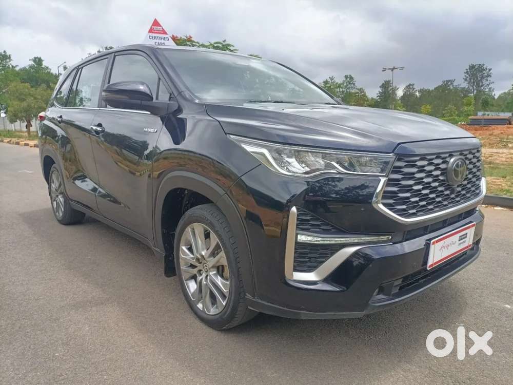 Toyota Innova Hycross 2.0 Zx (o) Hybrid 7 Str, 2024, Petrol