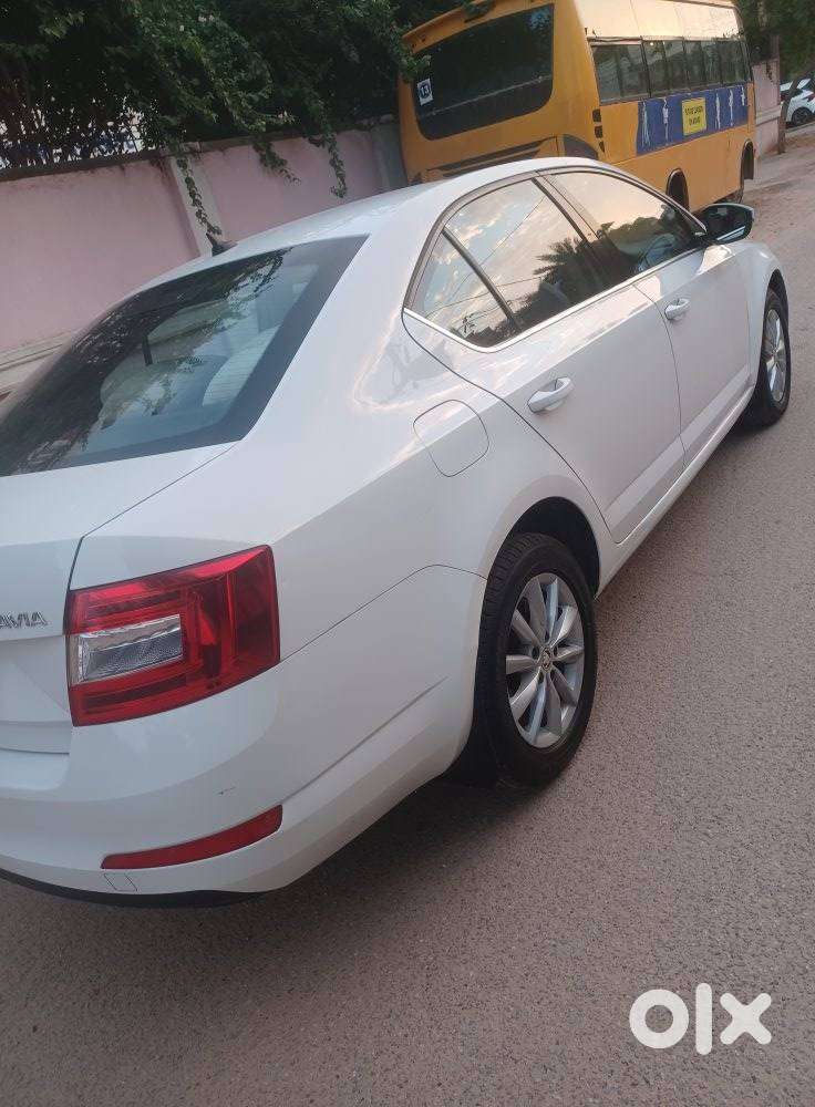 Skoda Octavia 2.0 Tdi At Style Plus, 2017, Diesel
