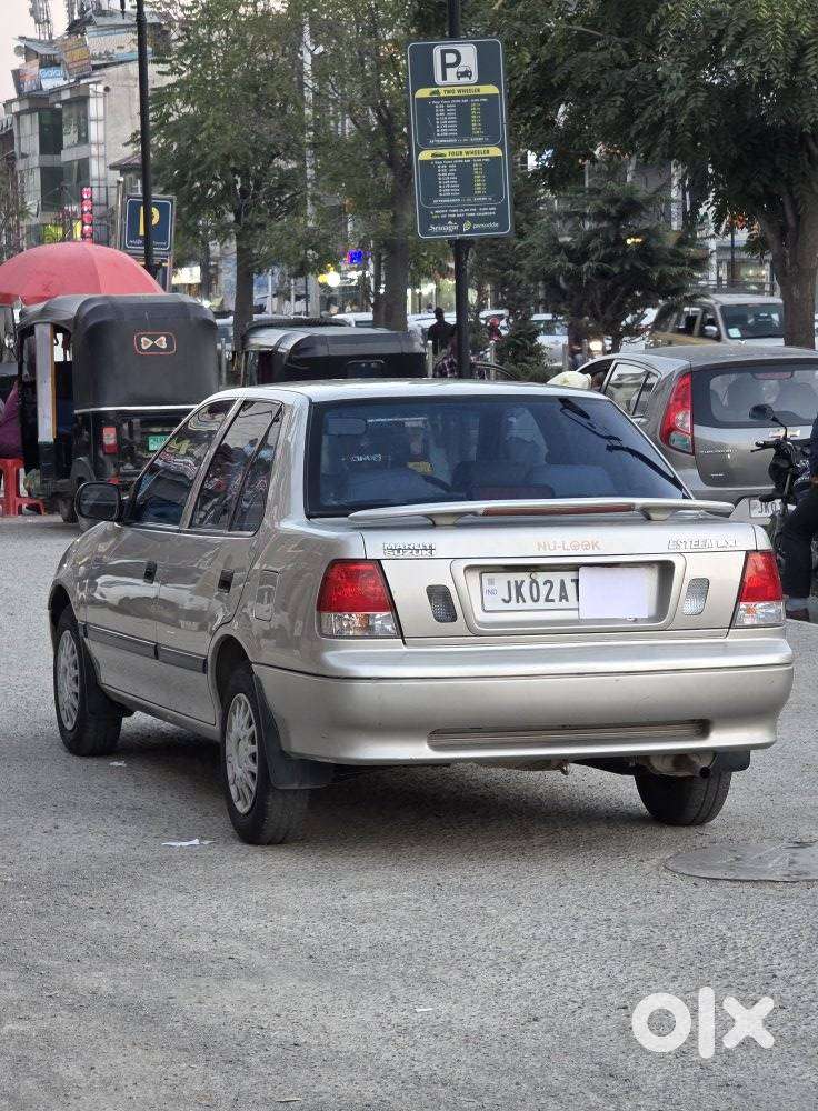 Maruti Suzuki Esteem Lxi - Bsiii, 2005, Petrol