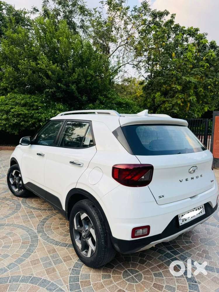 Hyundai Venue Sx Plus Turbo Dct, 2019, Petrol