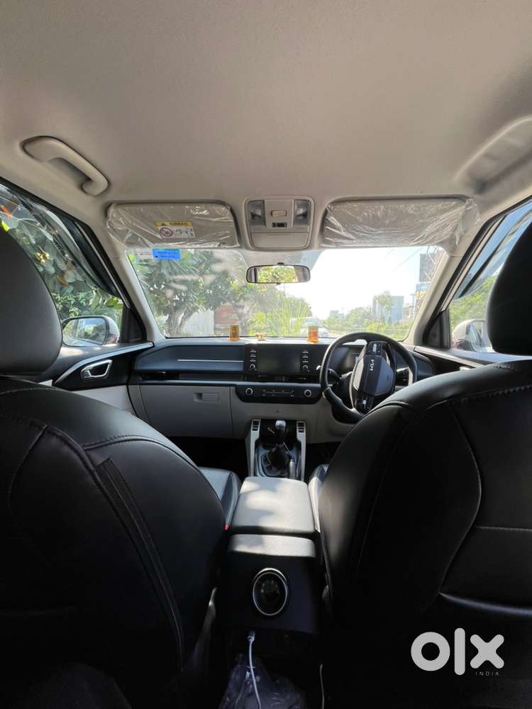 Kia Carens Clavis Petrol Manual 2026 Year