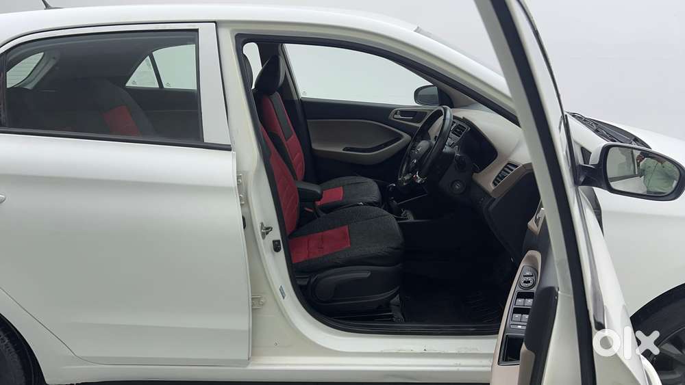 Hyundai Elite I20 Sportz Plus, 2019, Petrol