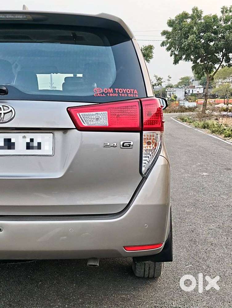 Toyota Innova Crysta [2020-ongoing] 2.4 Gx 7 Str, 2022, Diesel