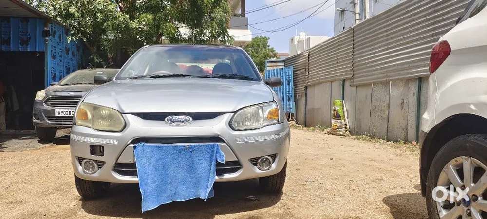 Ford Ikon 1.4 Zxi 2010 Diesel