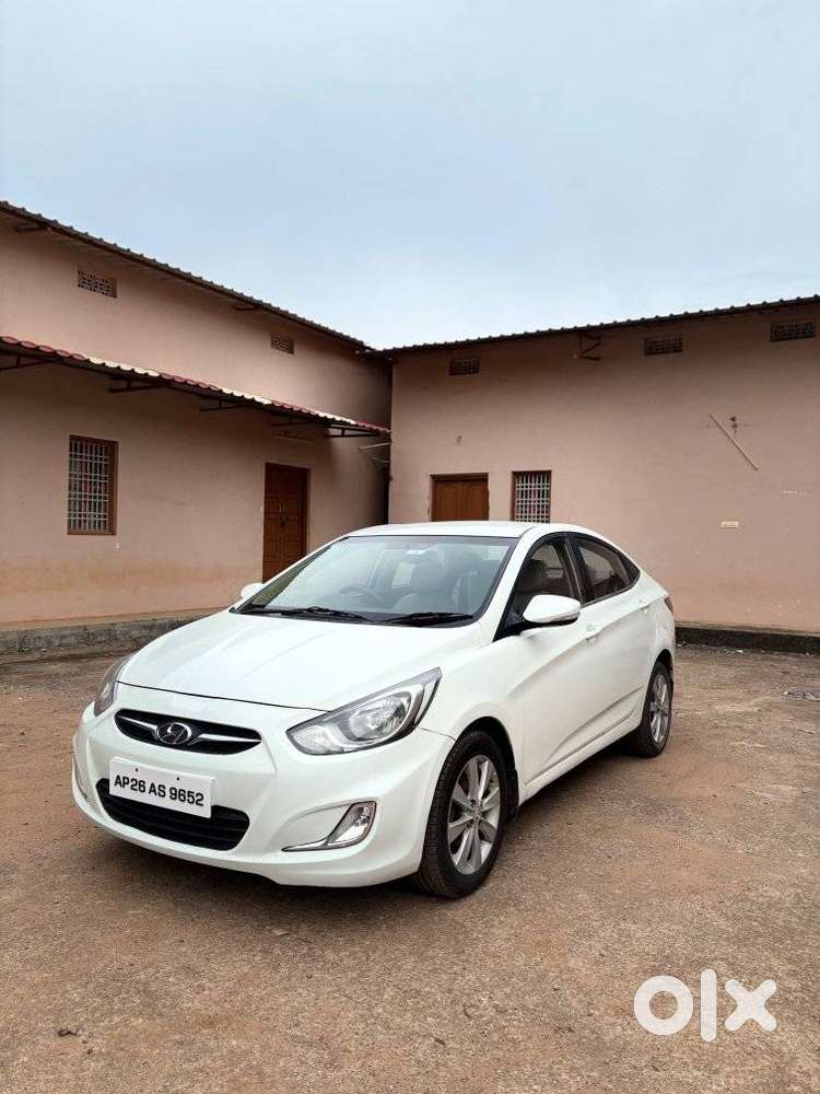 Hyundai Verna Crdi Vgt Sx 1.5, 2013, Diesel