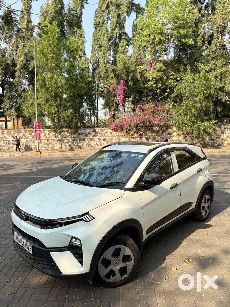 Tata Nexon Smart 1.2 Revotron Petrol 5 Mt, 2024, Petrol