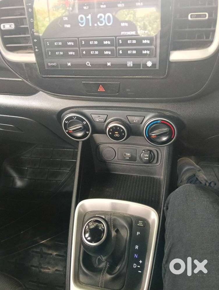 Hyundai Venue S Turbo, 2019, Petrol